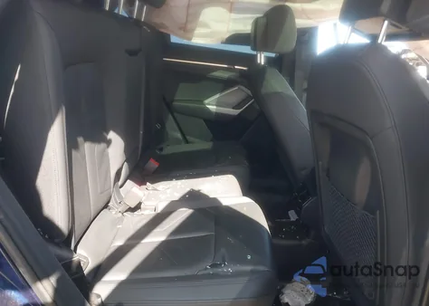 2021 Audi Q3 Premium 45 Tfsi S Line Quattro Tiptronic z USA, uszkodzony, nr VIN WA1DECF38M1071415